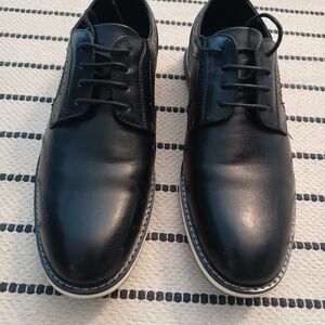 Classic Black Men's Oxford Shoes